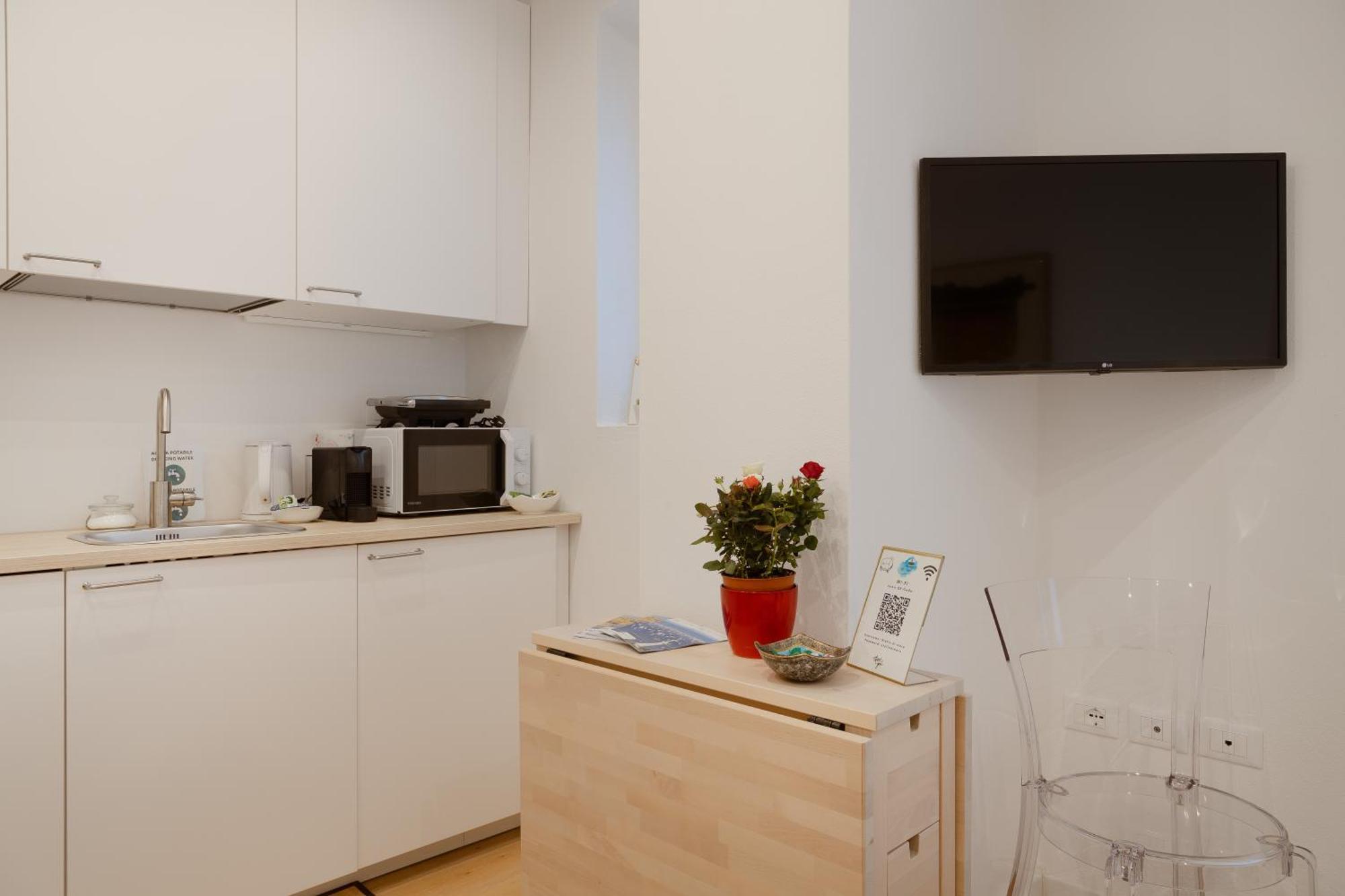Alexander'S Nest Apartment Триест Екстериор снимка